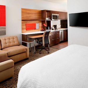 King Studio Hearing accessible